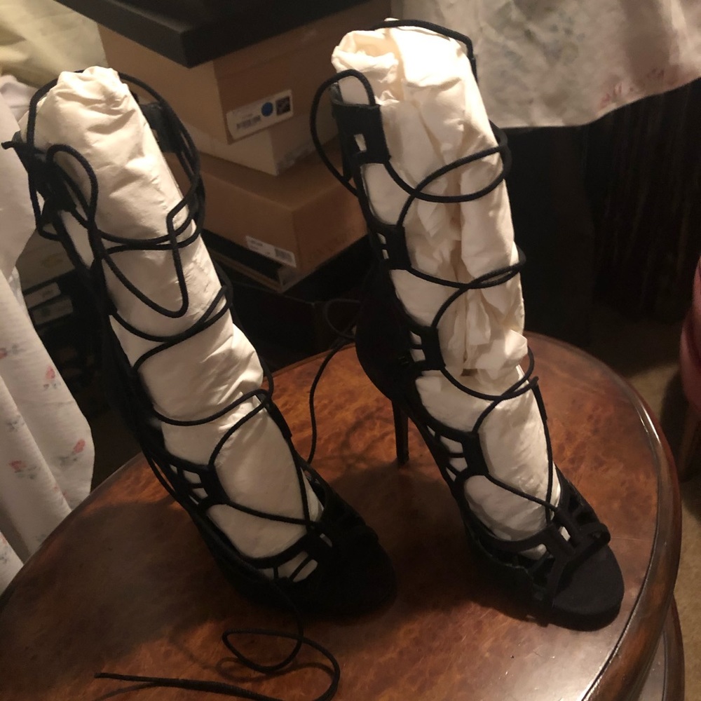 Giuseppe Zanotti Lace Up Heels 39 - Picture 5 of 8